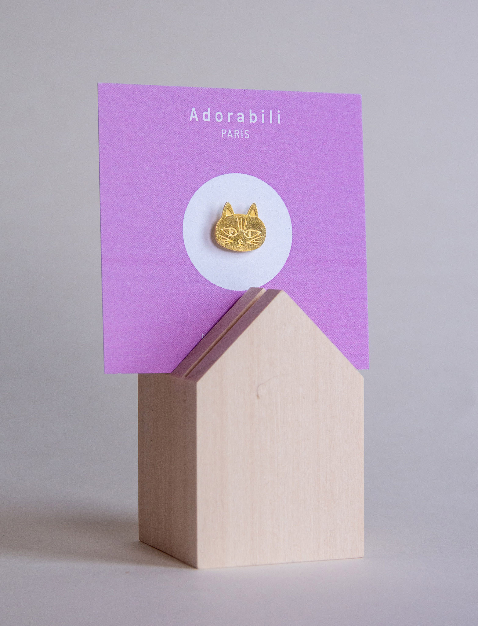 ADORABILI - Pins