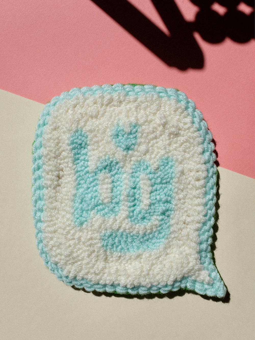 Maison Bâ - Punch needle bulle