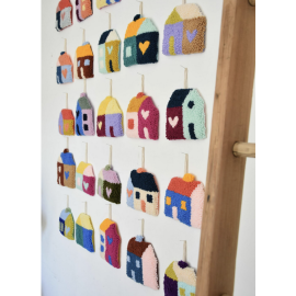 Maison Bâ - Punch needle maison